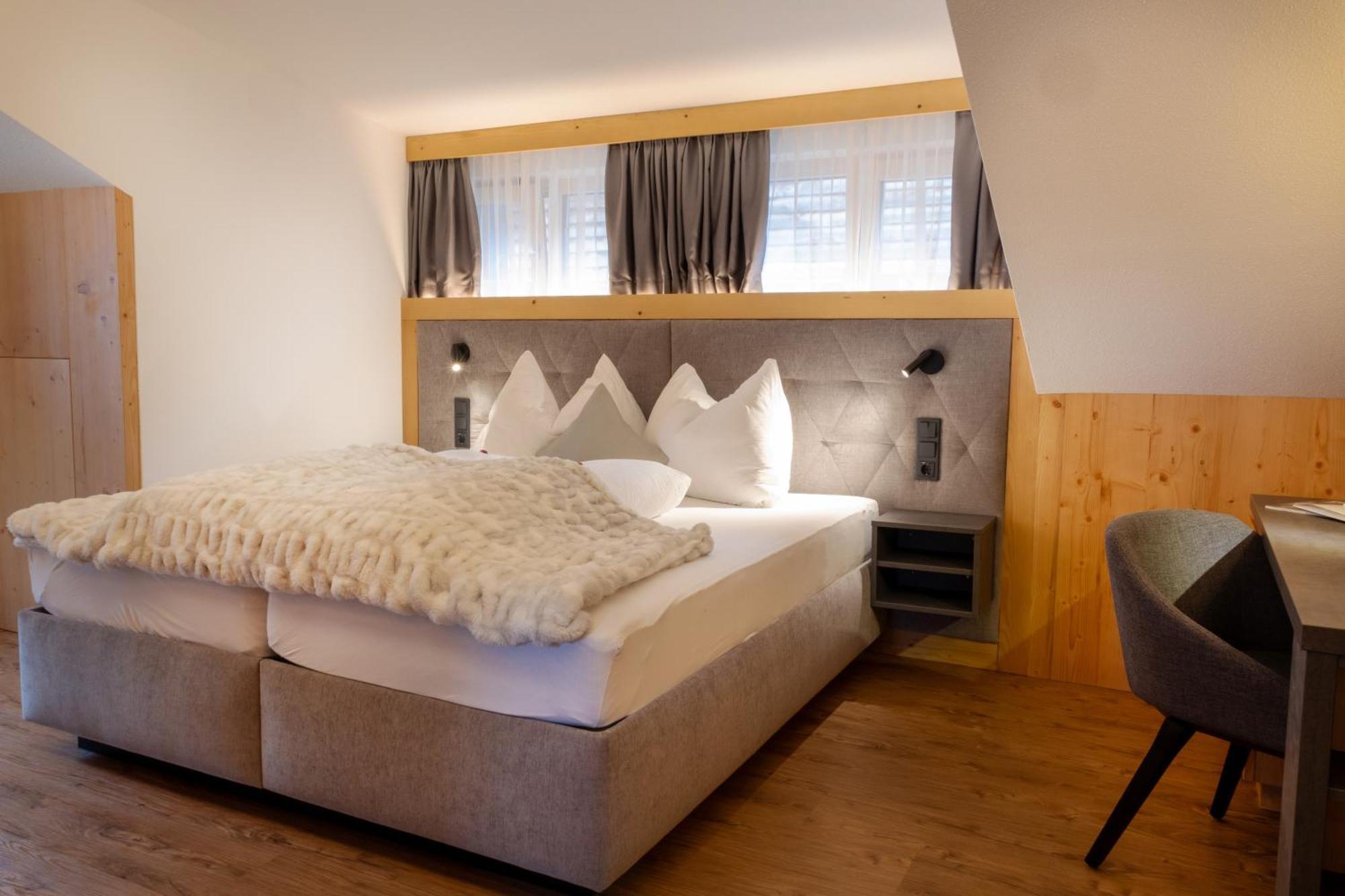 Hotel Eggerstueberl Ischgl Esterno foto